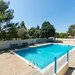Ymca Les Avignon ヴィルヌーヴ・レ・ザヴィニョン