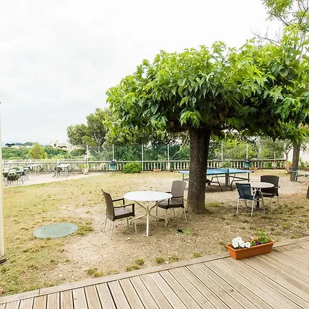 Ymca Les Avignon Hostel